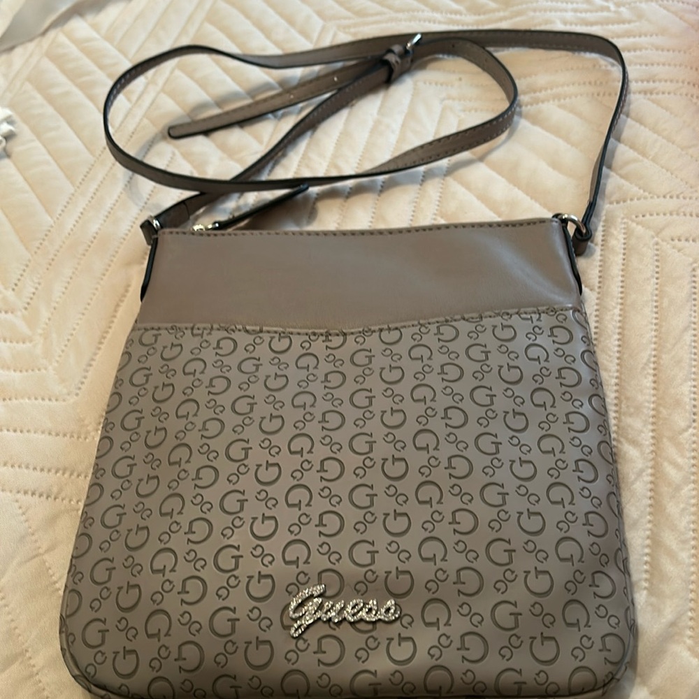 Guess Crossbody bag